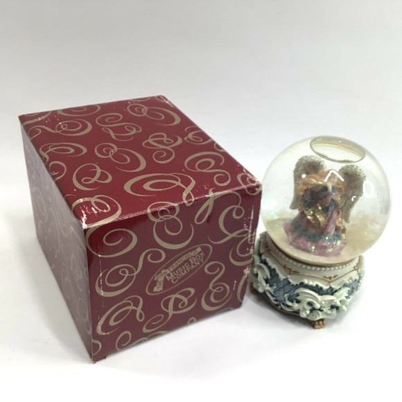 SF Music Box Angel Christmas Plays The First Noel Figurine‎ Box Gift - Picture 1 of 6